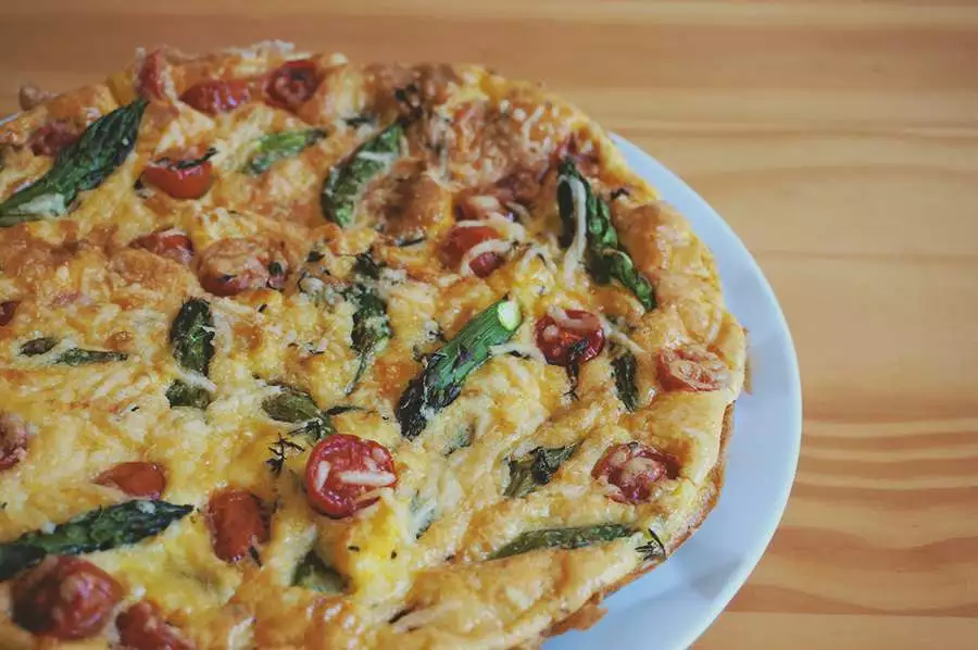 frittata-aspargos-tomate-2