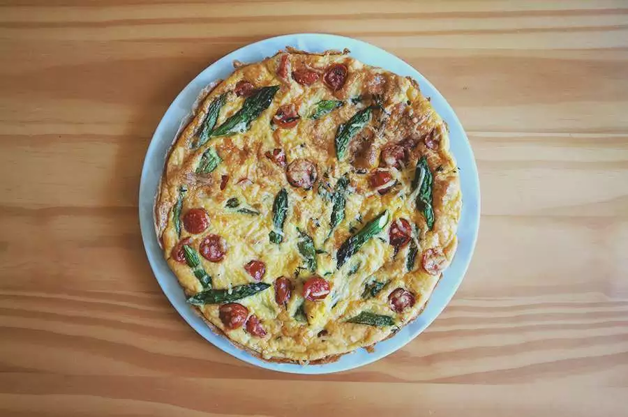 frittata-aspargos-tomate-3